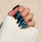 Cat eyes blue
